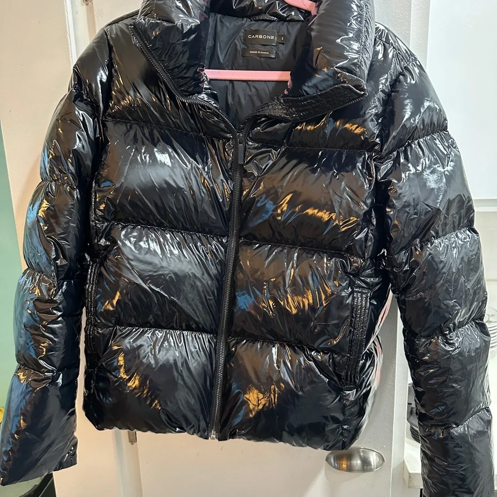 Carbon38 Shiny Black Takara Shine Puffer Jacket Medium - Picture 6 of 15
